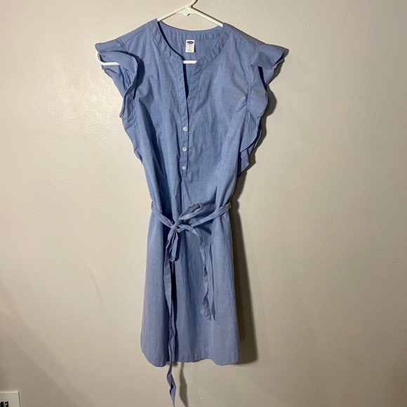 Old Navy Dresses & Skirts - self tie tank chambray dress